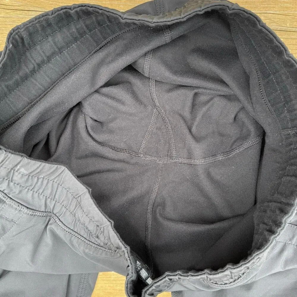 Lululemon Run size 6 RARE DISCONTINUED Dog Runner Lined Pants - Black - Picture 10 of 14